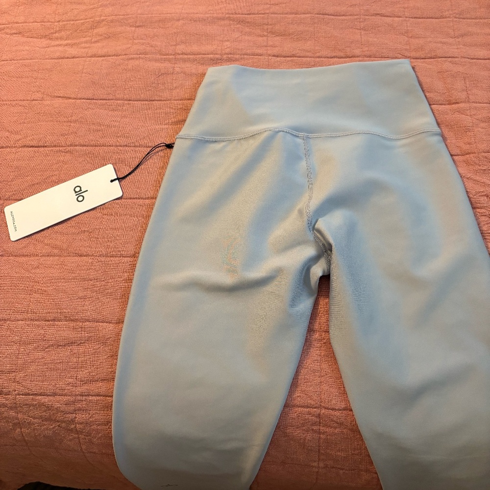 Blue ALO leggings brand new, with tags, size Small